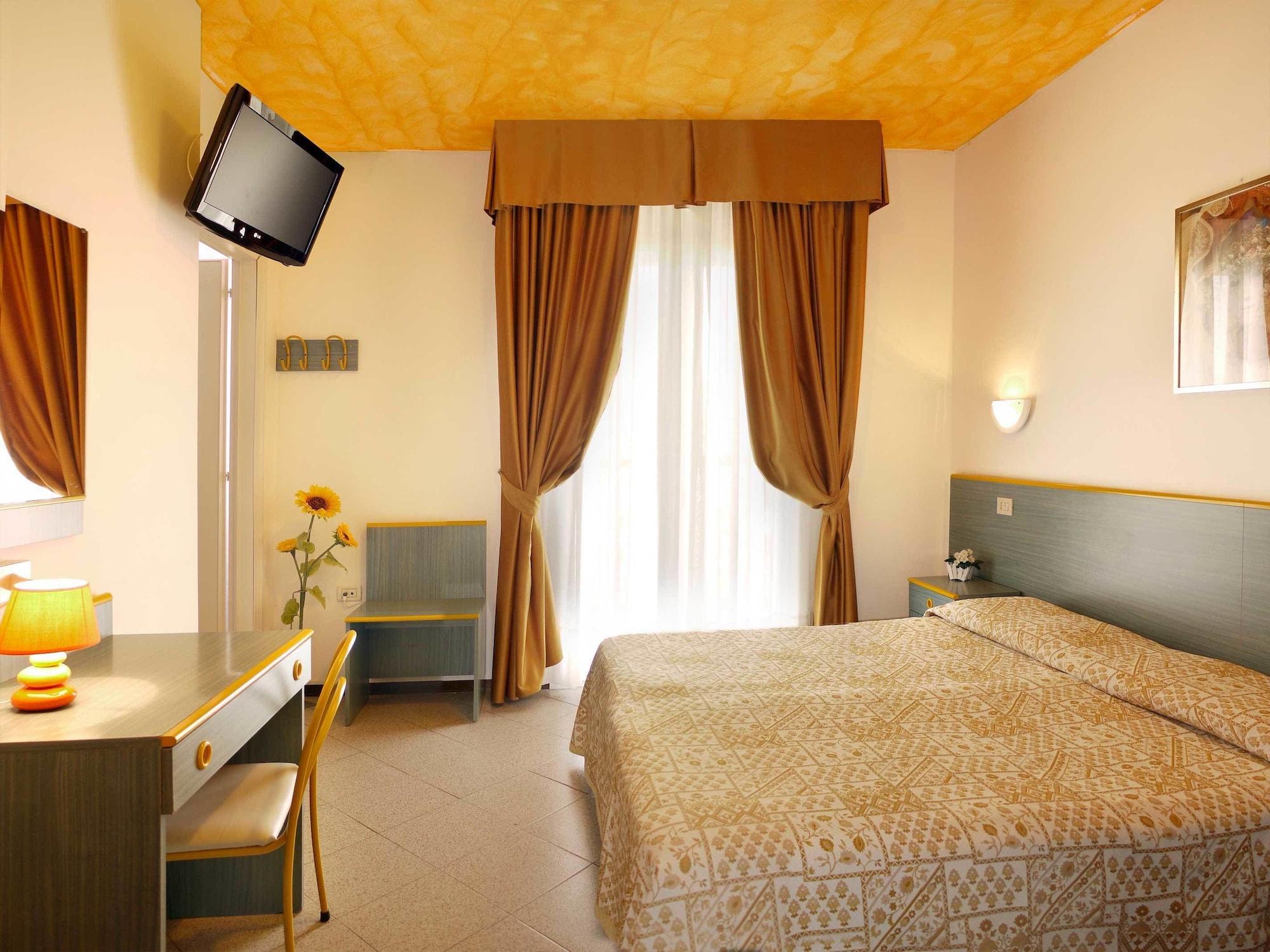 Hotel Storione Lido di Jesolo Exterior photo